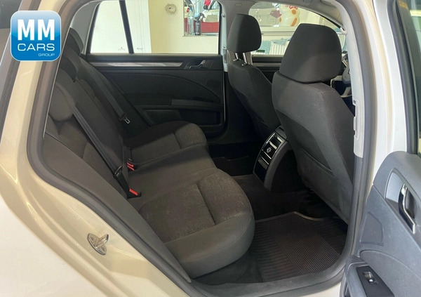 Skoda Superb cena 34900 przebieg: 229234, rok produkcji 2014 z Miłakowo małe 277